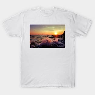 Sunset and splashing water T-Shirt